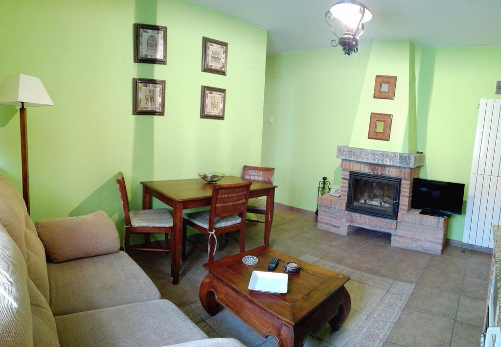 Apartamentos Rurales Casa Marcelo Veigas エクステリア 写真